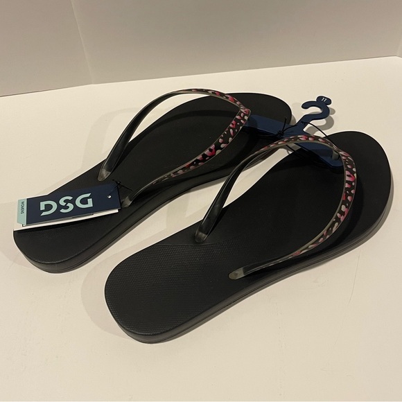 DSG Shoes New Womens Dsg Flip Flops Poshmark